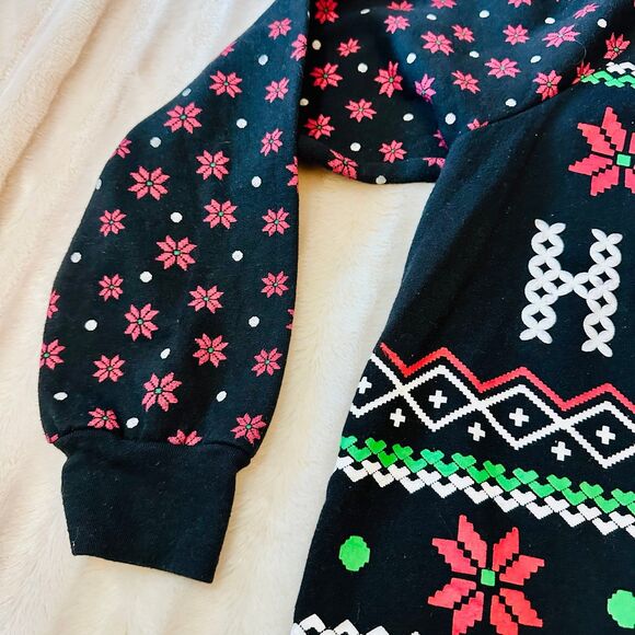 Junior’s Freeze Bah Humbug Christmas Sweatshirt Size M (7-9) - Picture 4 of 7